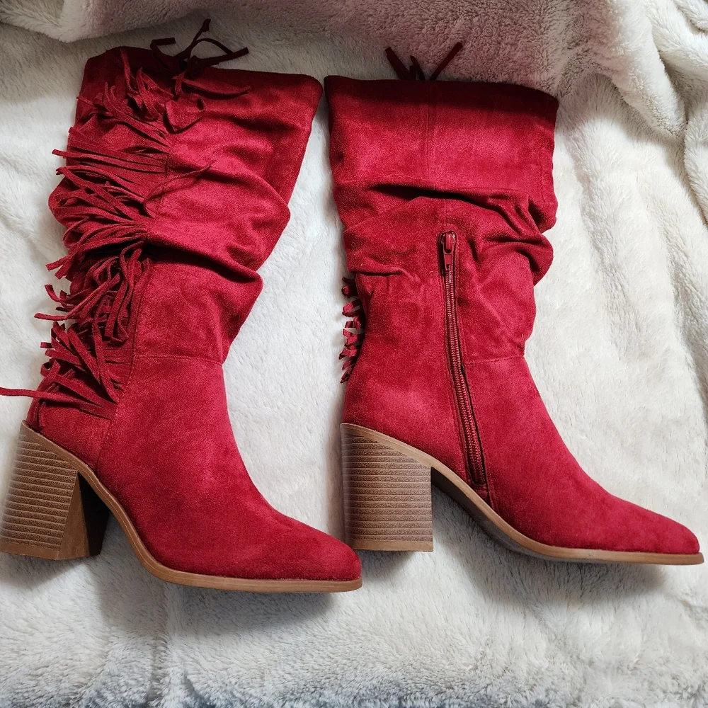 Journee Collection Hartly Red Fringe Boots 5.5 X-Wide Calf - Picture 1 of 3